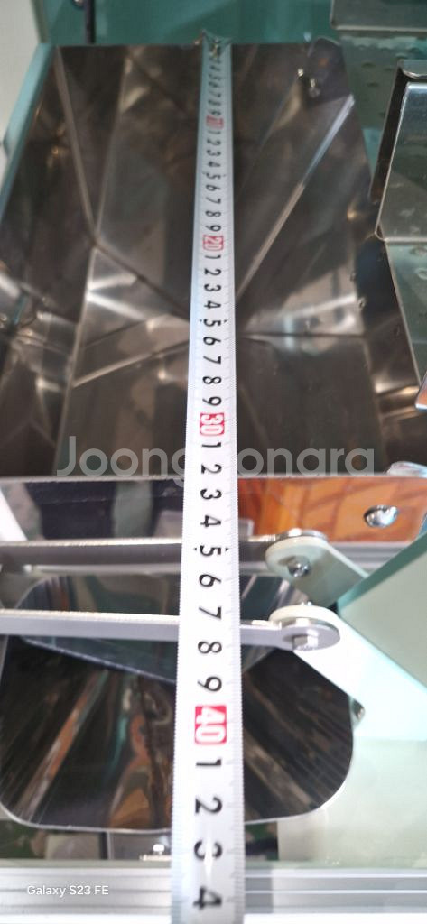 자동계량기 자동소분기 견과류계량기 미사용 새거--4