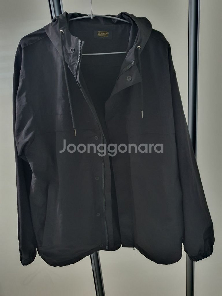 로커드 윈드치터 바람막이(L)--1