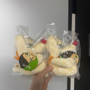 요시토모나라 인형 아트토이