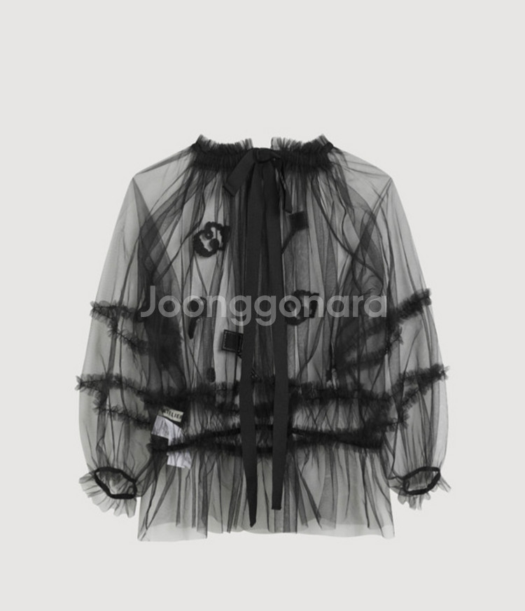 럭키슈에뜨 자수 포인트 메시 블라우스 택채 새상품--1