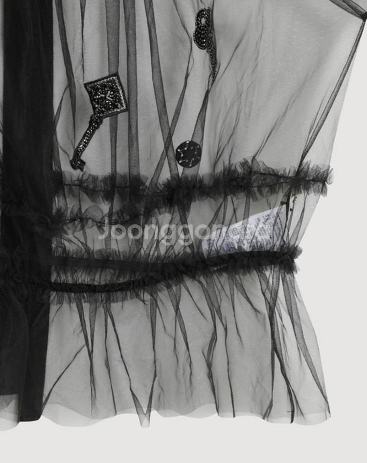 럭키슈에뜨 자수 포인트 메시 블라우스 택채 새상품--4