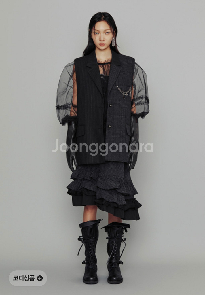 럭키슈에뜨 자수 포인트 메시 블라우스 택채 새상품--6