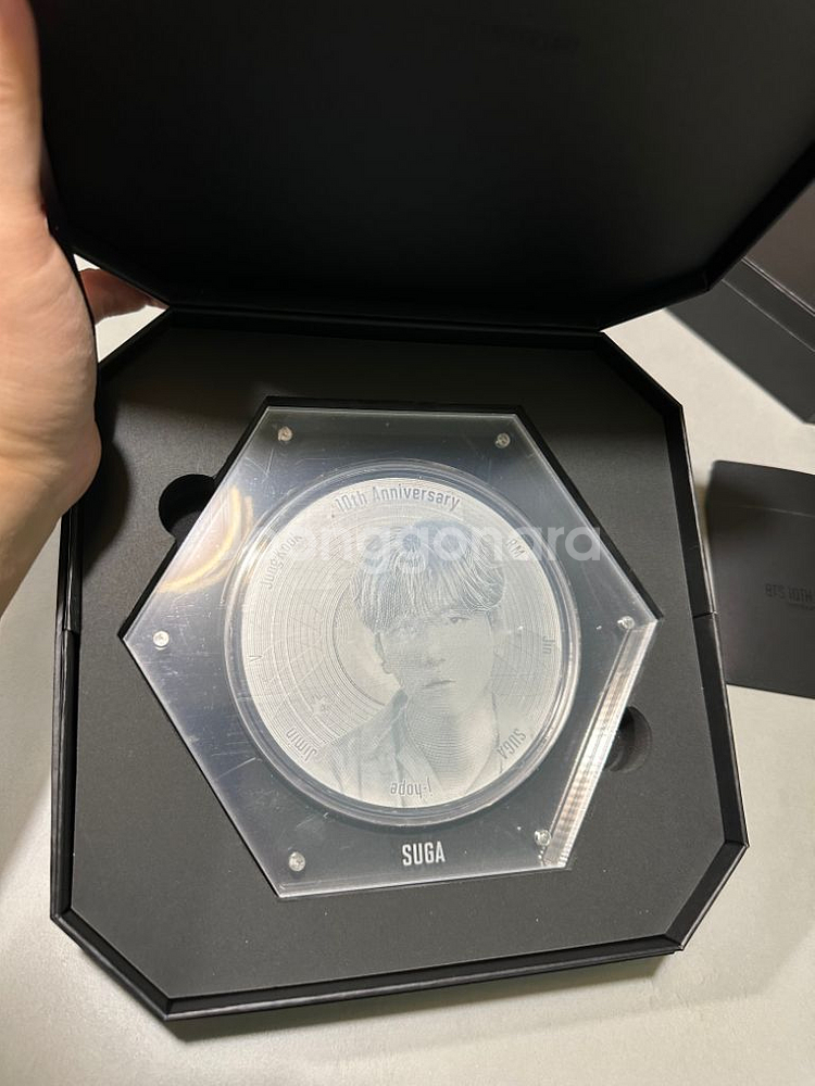 BTS 10주년 기념주화 풀세트 일괄판매--7