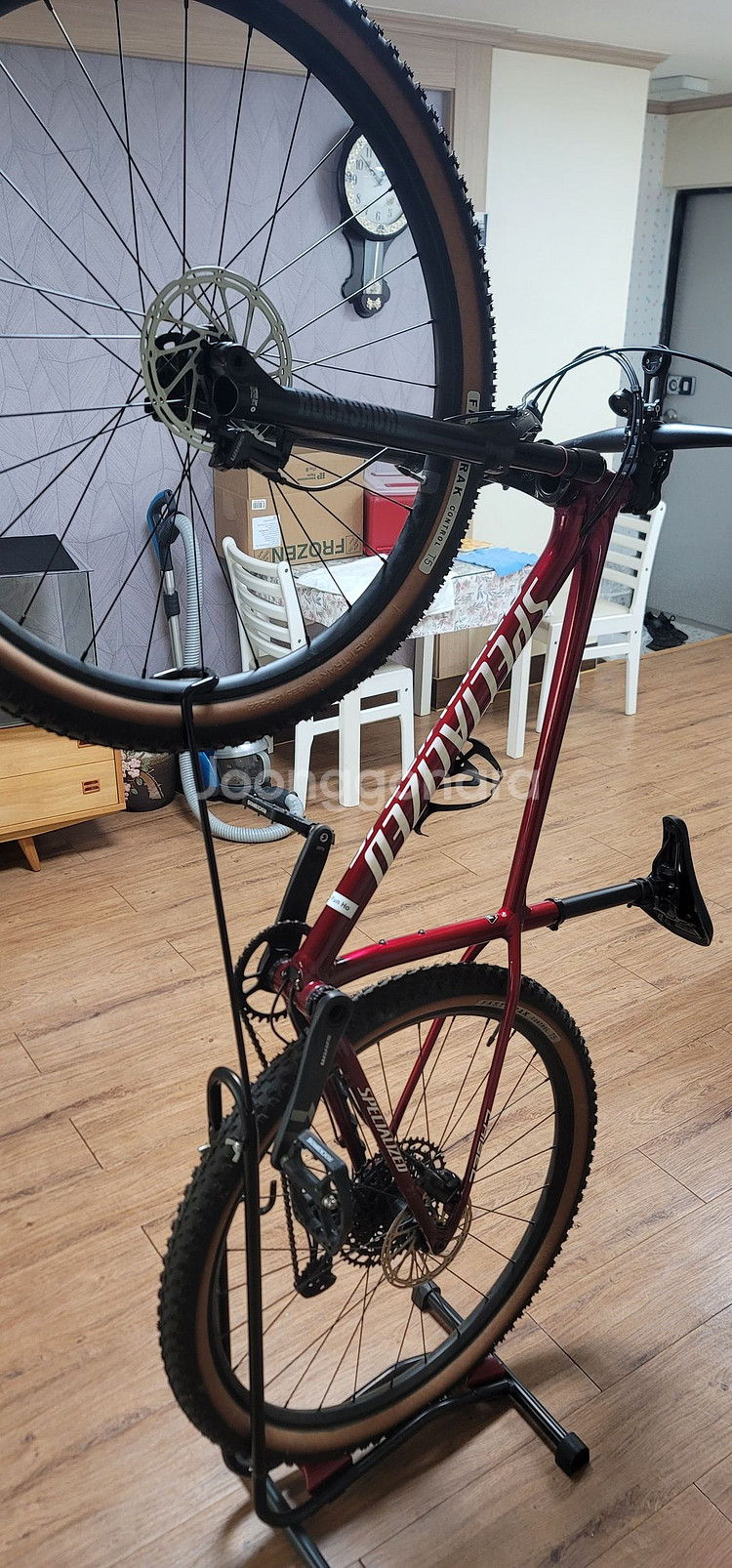 스페셜라이즈드 치젤 콤프 MTB M사이즈 팝니다.--2
