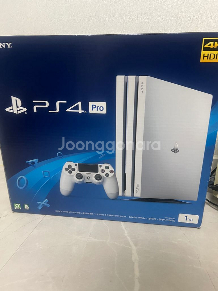ps4 pro 7218b 1테라 팝니다--2