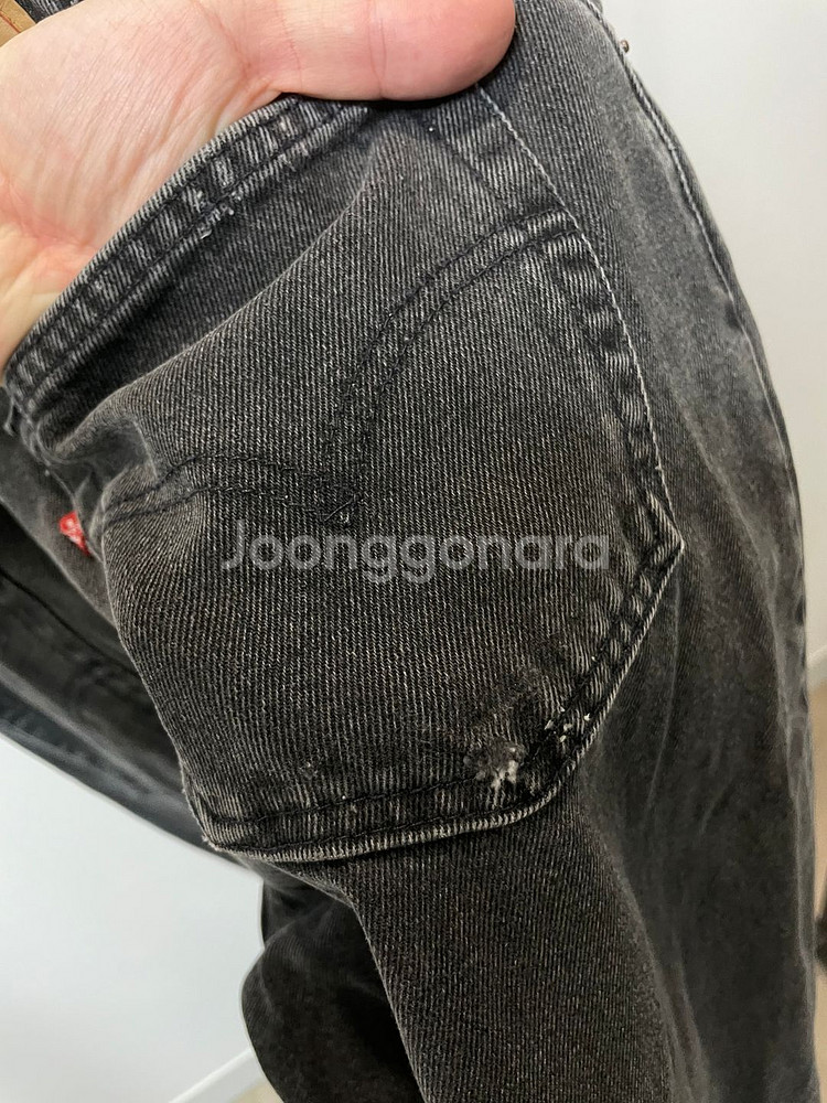 90's USA levis 리바이스560 흑청 데님팬츠--6