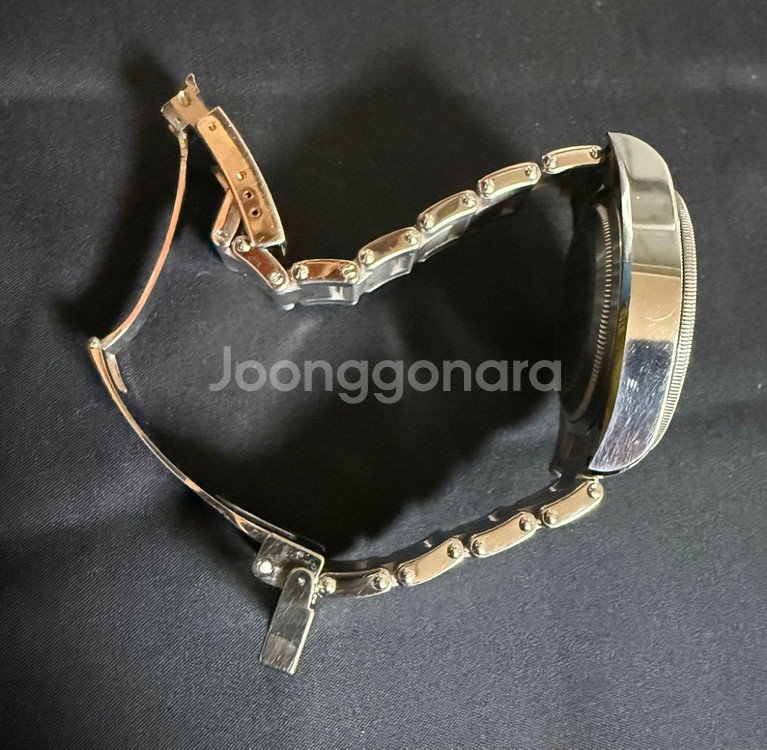 튜더 블랙베이 GMT 41mm--4