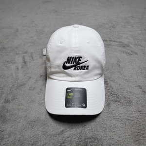 Nike Korea White Cap n33