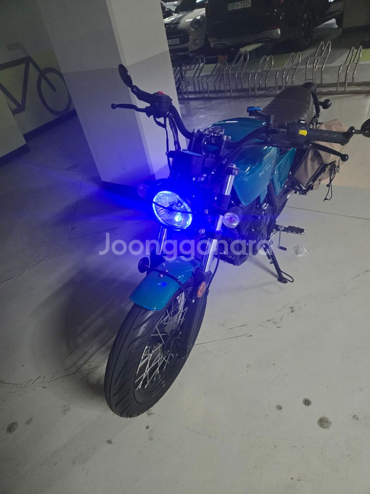 부캐너125 22년식 상태최고 팜--4
