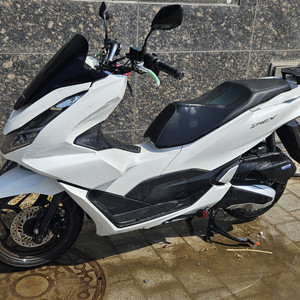 혼다 PCX 125 abs 21년식 팝니더