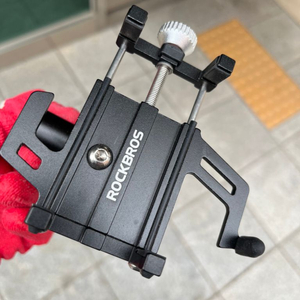 자전거 핸드폰거치대팝니다