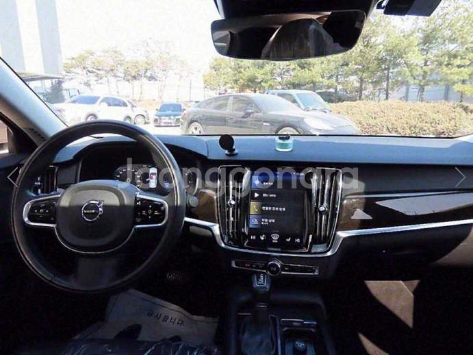 @18년식 더 뉴 S90 D4 모멘텀 전국최저가격--6