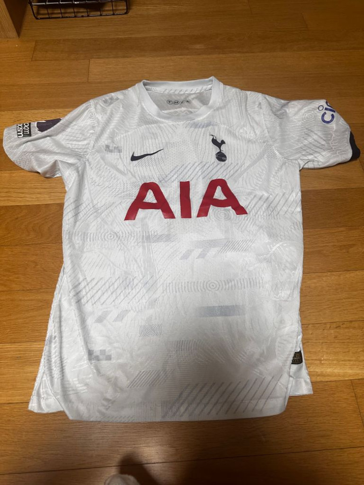 손흥민 선수지급용 유니폼 판매합니다--1