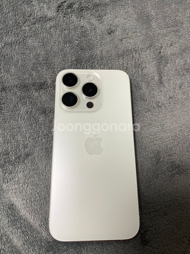 아이폰 15pro 256기가--5