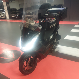 pcx125 21년식 35000km 탄거 팔아요