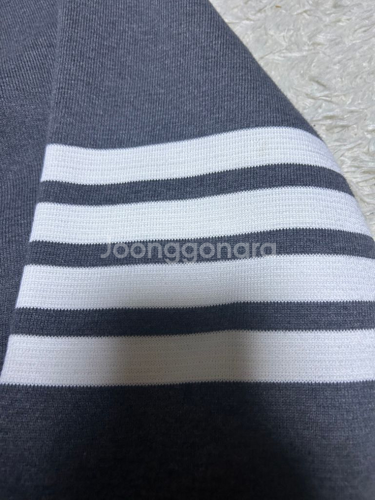 [4, 새상품급] 톰브라운 밀라노스티치 가디건 그레이--2