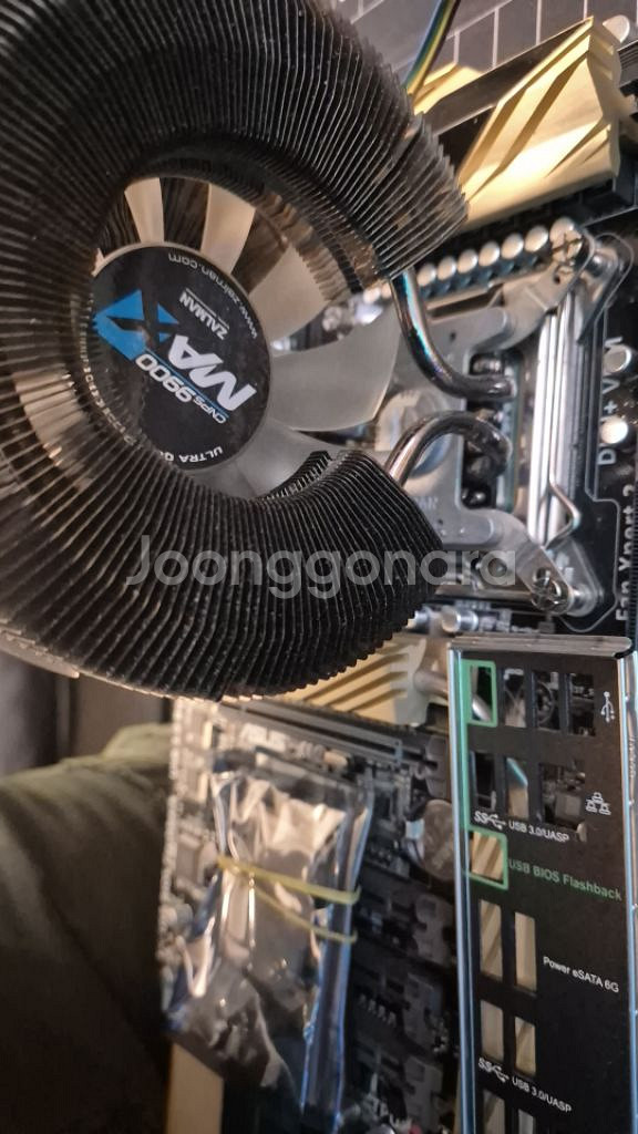 반본체asus x79 deluxe 보드 및 cpu--2