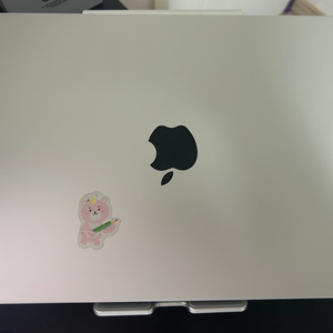 M1 14 MacBook Pro