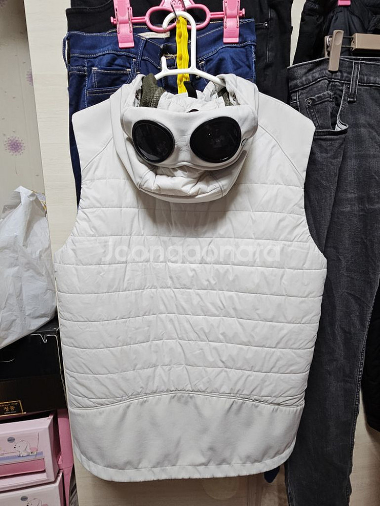 CP 컴퍼니 와팬조끼 패딩--1