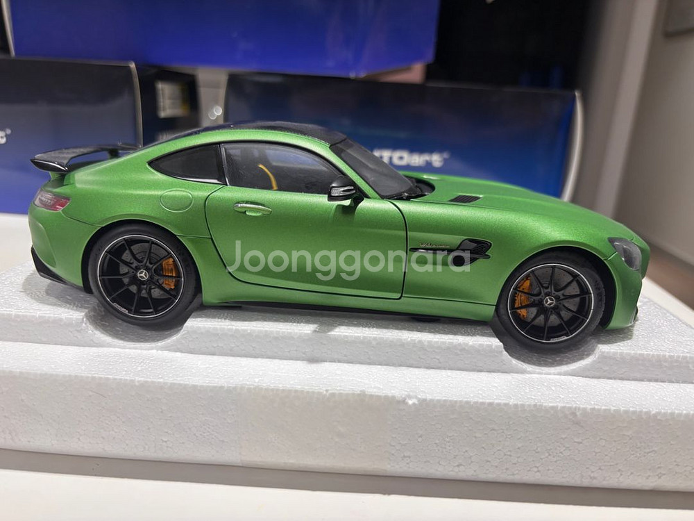 오토아트 벤츠 AMG GTR그린헬--1