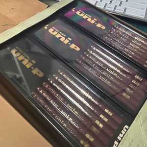 오래전 미쯔비시 uni-p 24자루 2다스