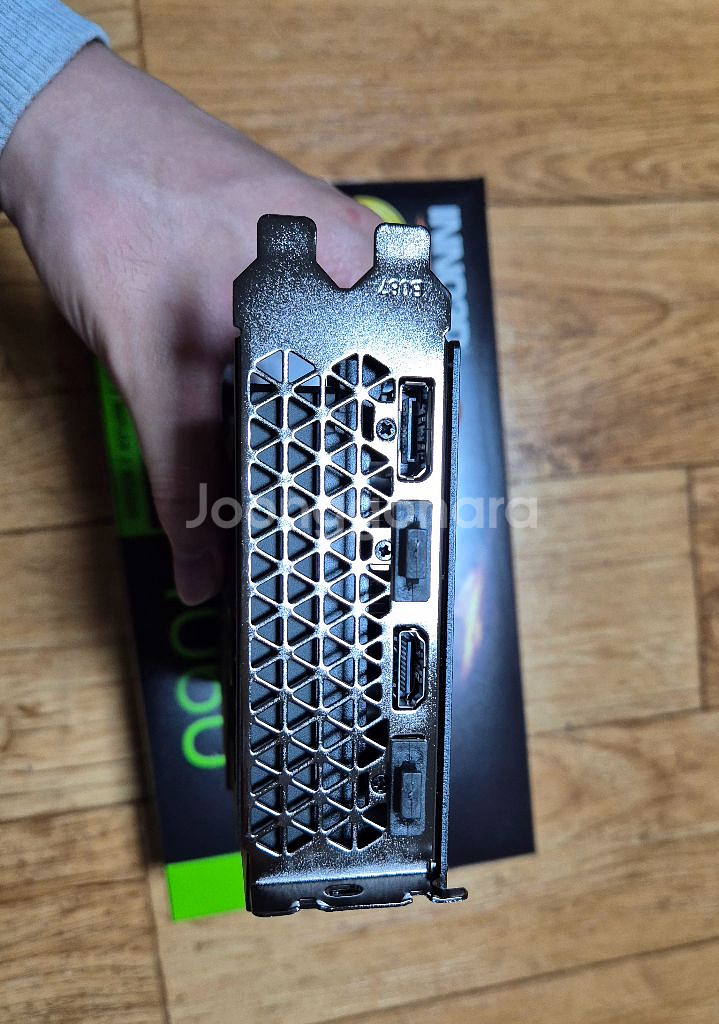 INNO3D RTX4060 8GB 팝니다--4