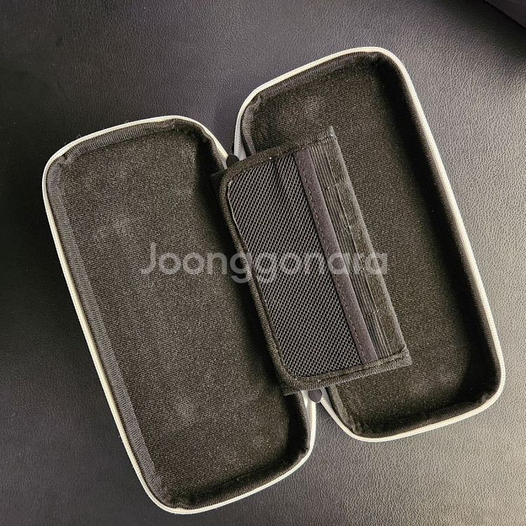 닌텐도 스위치 정품 파우치 팔아요--1