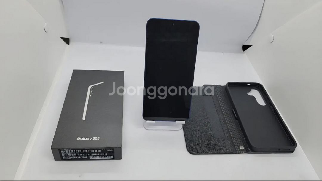 갤럭시s25 256g 네이비(일본판) s25--8