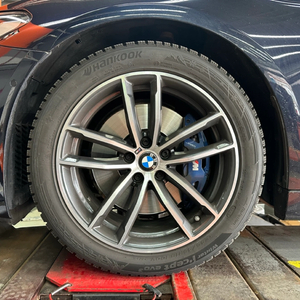 BMW 윈터타이어 18인치 한대분 급처!