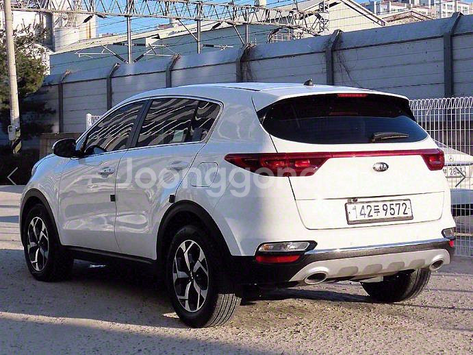 @20년식 스포티지 더 볼드 R2.0 디젤 4WD 트--2