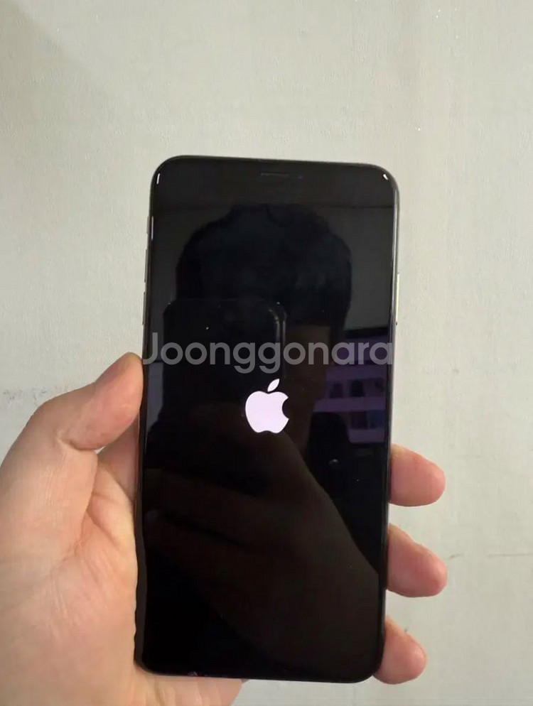 아이폰xs max 256 골드색상 팝니다!!126--1