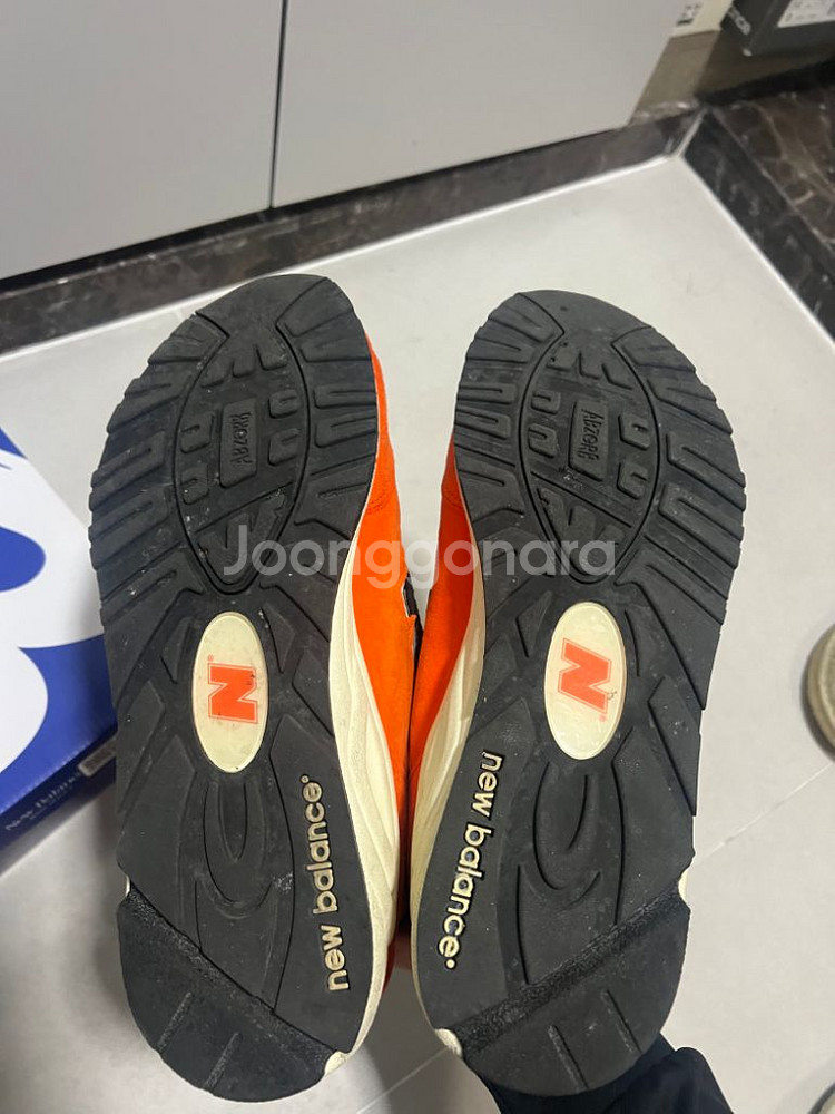 뉴발란스 990v2 마리골드 블랙 280사이즈--6