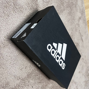 아디다스 벨로삼바 코어블랙 275