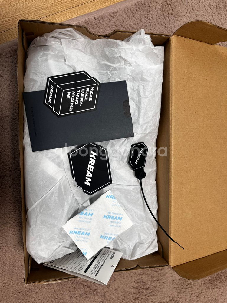 아디다스 벨로삼바 코어블랙 275--6