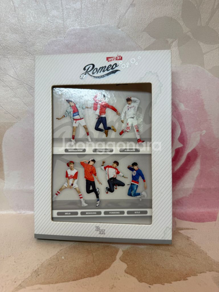 로미오 싸인앨범.로미오(Romeo),Zero In (2--4