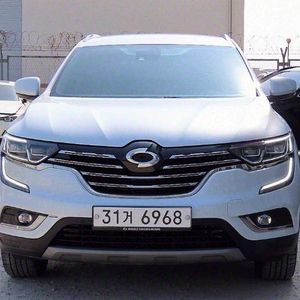 @19년식 QM6 2.0 GDe 2WD RE 시그니처