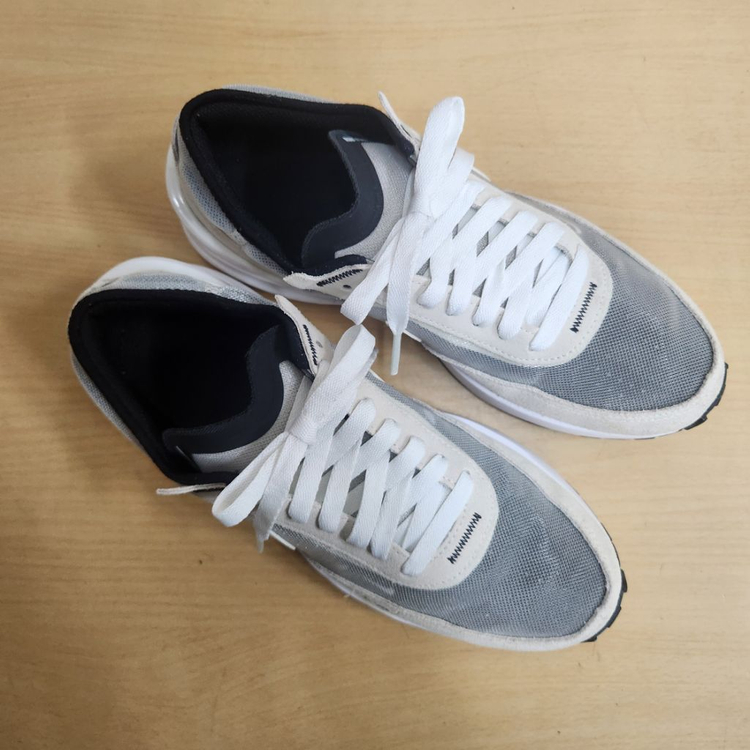 정품 나이키 여성 운동화 런닝화 워킹화 240--1