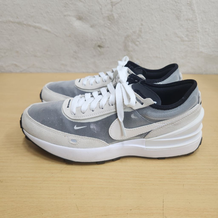 정품 나이키 여성 운동화 런닝화 워킹화 240--4