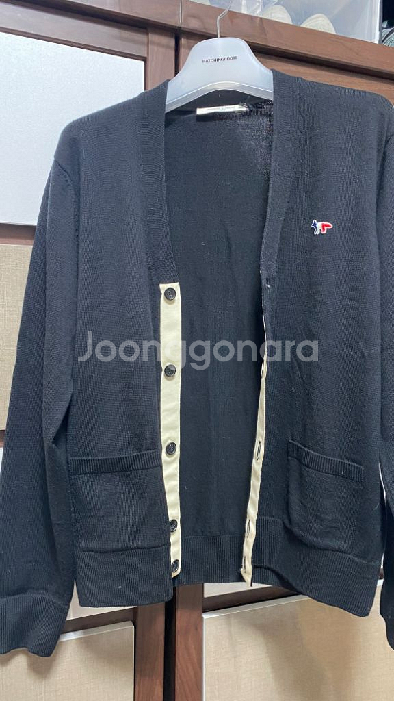 [M] 메종 키츠네 트라이컬러 폭스 패치 가디건 블랙--1