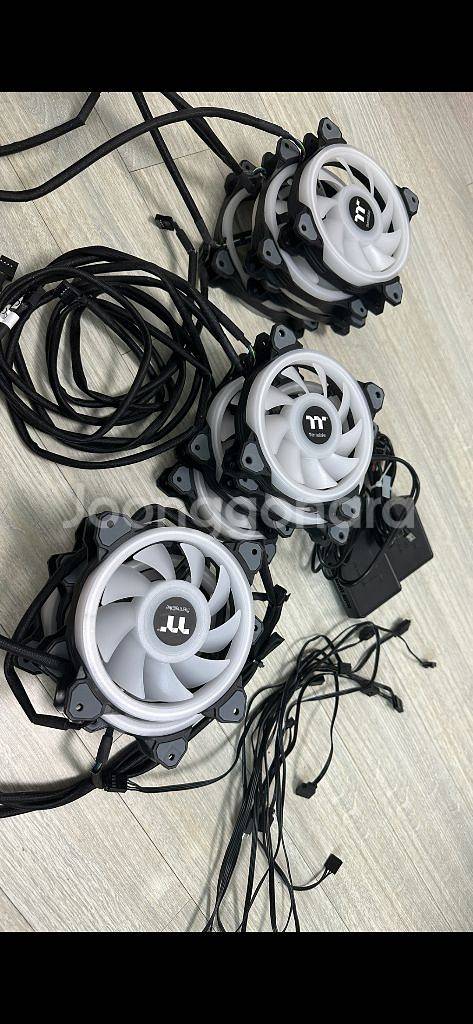 써멀테이크 Riing Quad 12 RGB 3Pack--0