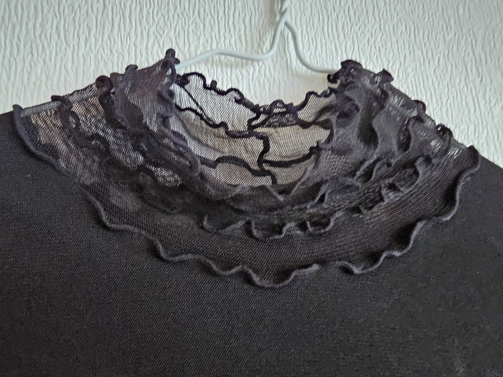 화사하고 이쁜 시스루 블라우스--2