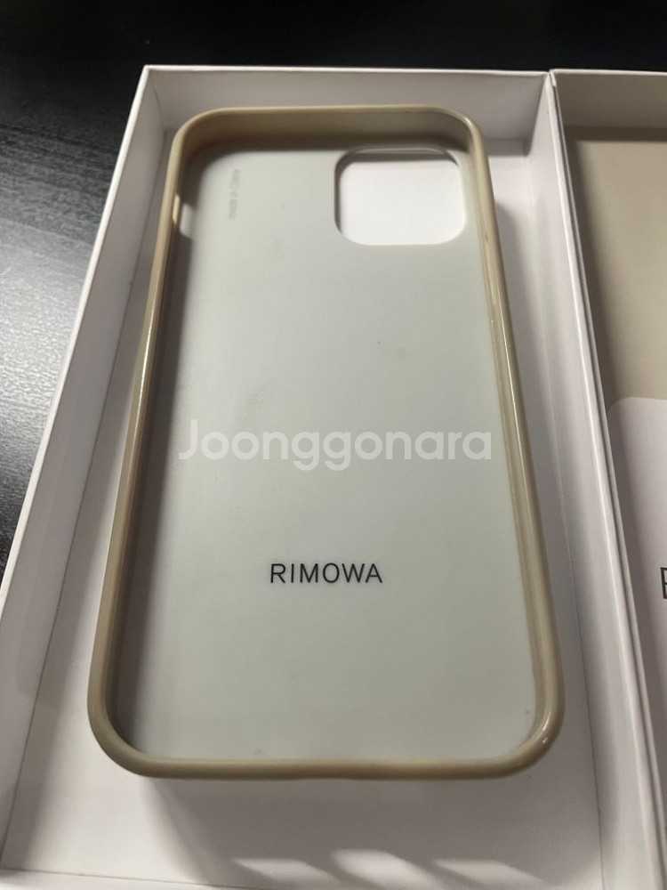 RIMOWA 리모와 아이폰 12 프로 케이스--1