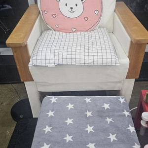 네일샵 패디의자