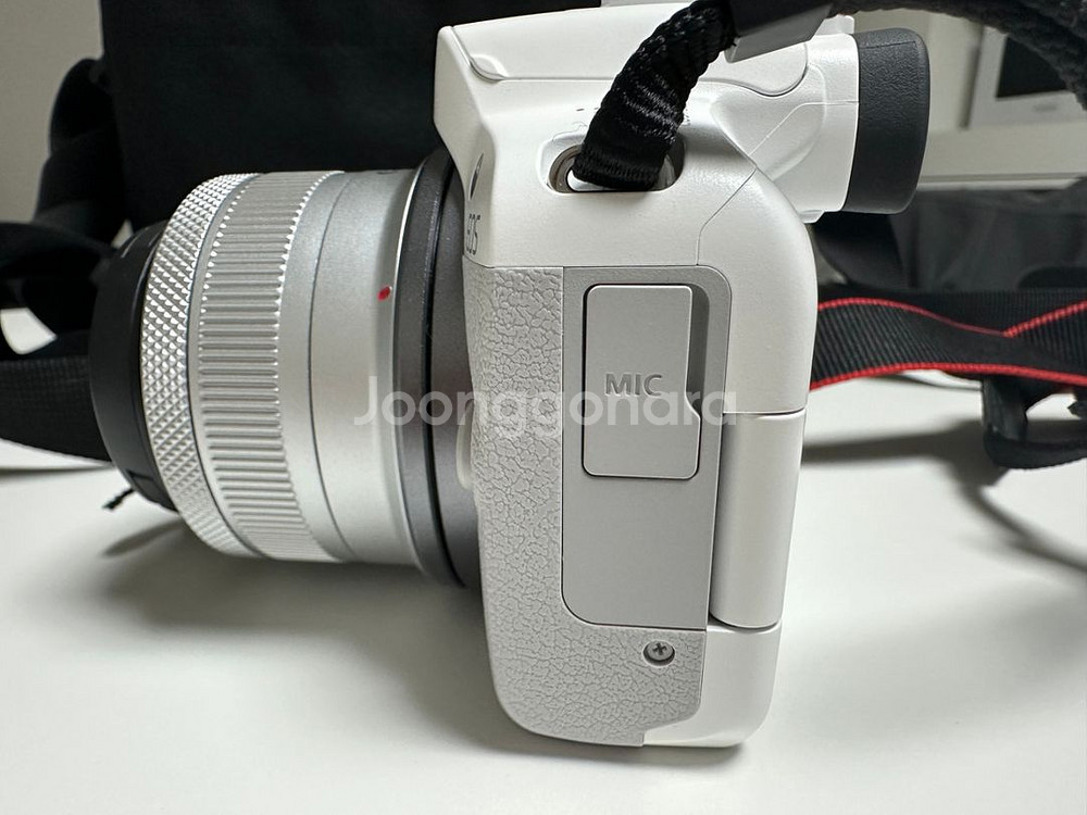 캐논 eos R50 화이트 번들렌즈 포함--2
