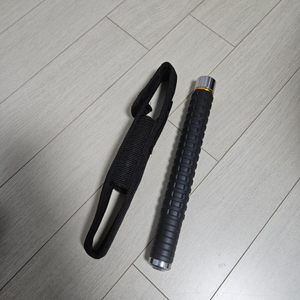 호신용 삼단봉 판매합니다.