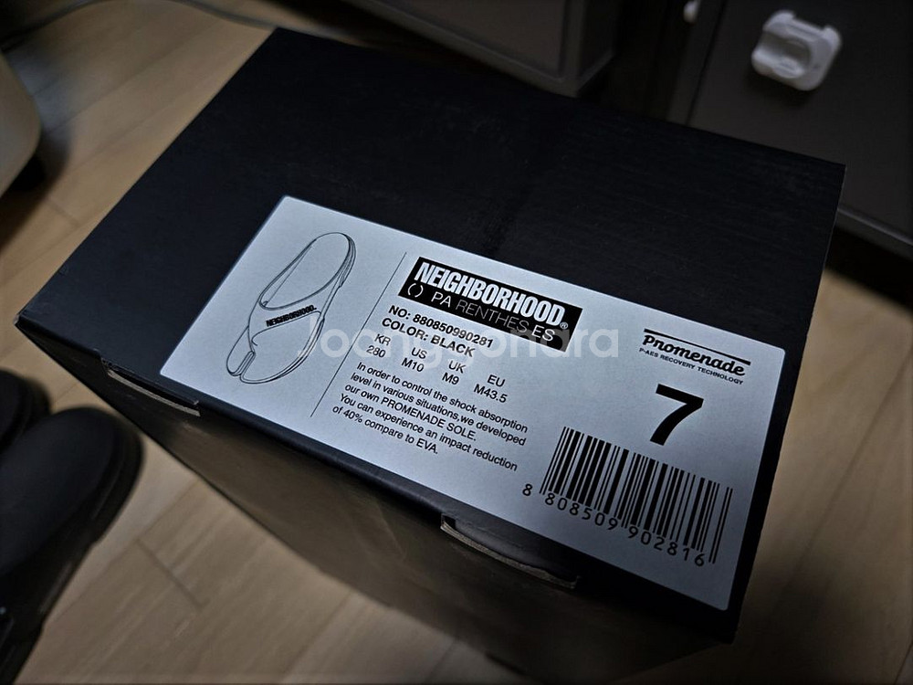 네이버후드 x 페이즈 플립플랍 쪼리 280mm 팝니다.--2