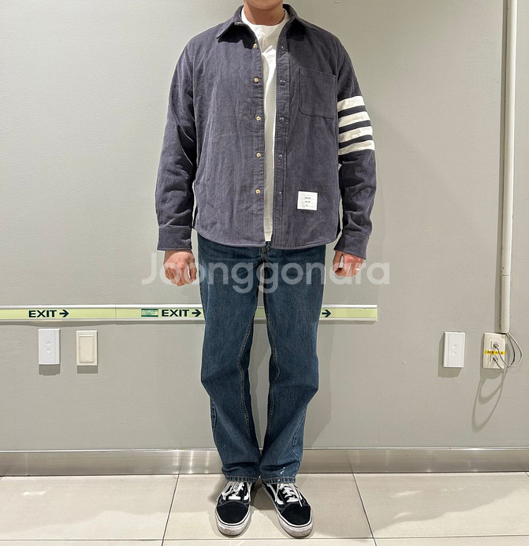 톰브라운 코듀로이 셔츠(옅은 네이비)--6