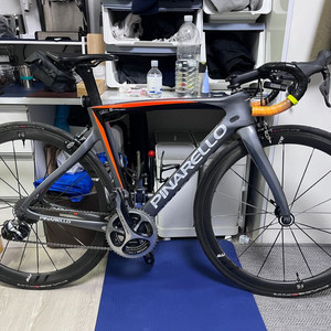 피나렐로 도그마 F8 티타늄 컬러 팝니다