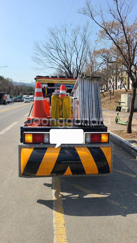 1톤봉고.2.5톤싸인카 2대--1
