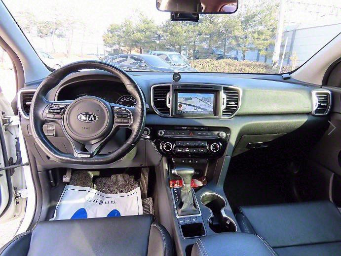 @15년식 신형 스포티지 R2.0 2WD 프레스티지--6